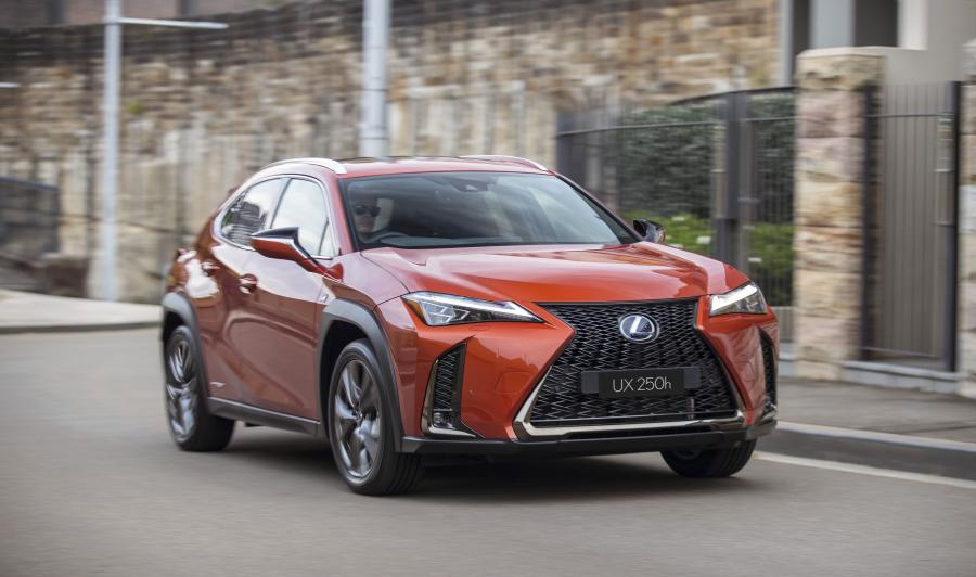  Lexus UX250h F-Sport 2019 года  (AU) (фото 3 из 8)